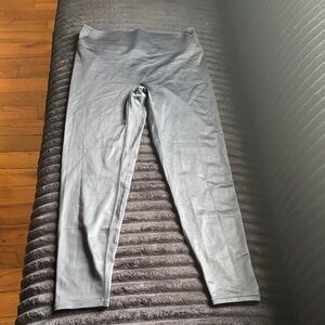 SKIMS Charcoal Gray Leggings